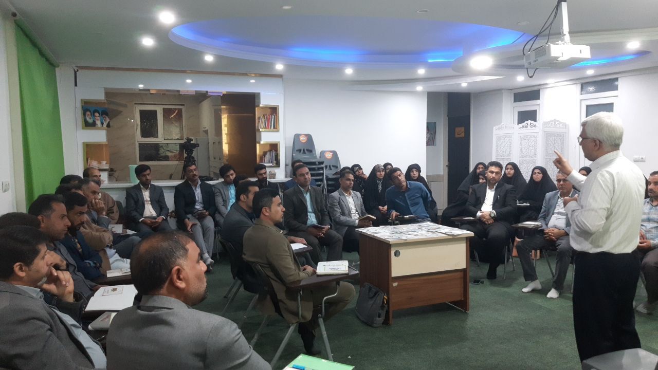 آموزیار – آموزش مدیران