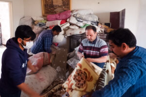طرح جمع آوری فرش و پتو آسیب دیدگان در جنگ